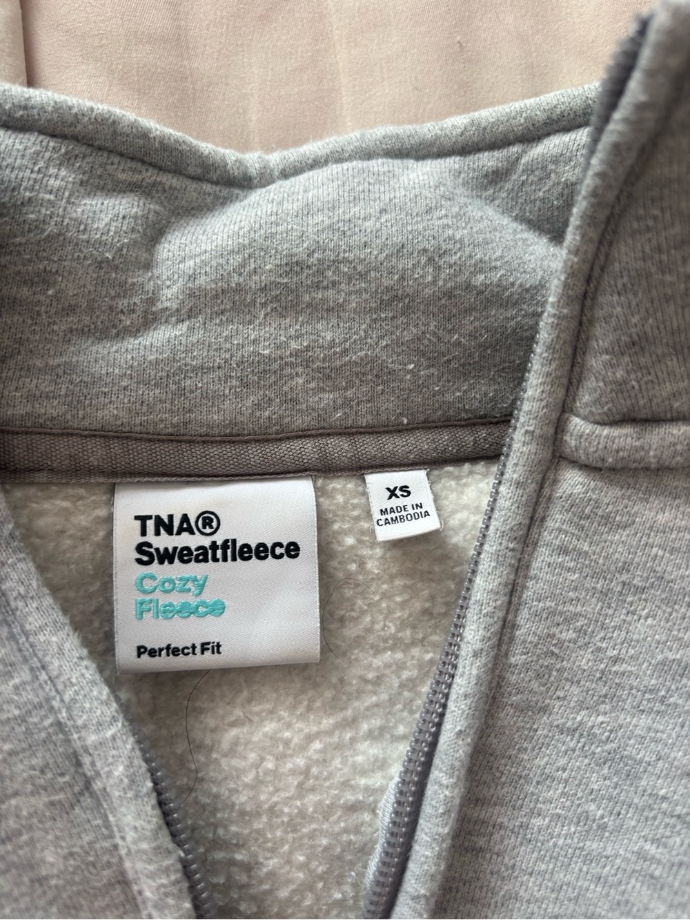 Aritzia grey quarter zip - Picture 2 of 2